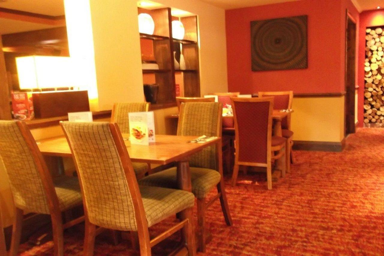 Premier Inn Bodmin Exterior foto